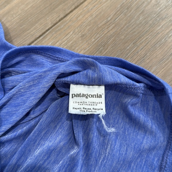 PATAGONIA Purple Shimmer Glorya Tee Short Sleeve Crewneck Soft Hiking Shirt Sz M - Picture 10 of 10